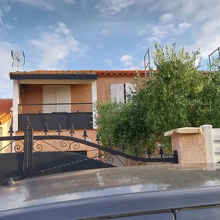 Frühstückspension Climatisee Avec Grande Piscine Saint-Laurent-de-la-Salanque