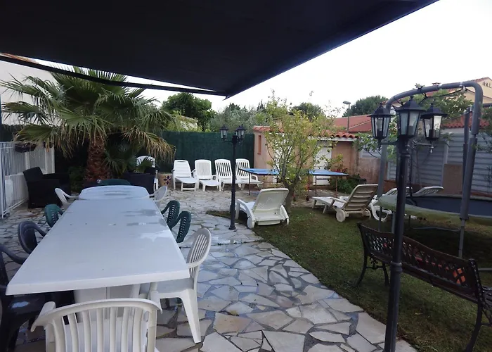 Bed and Breakfast Climatisee Avec Grande Piscine